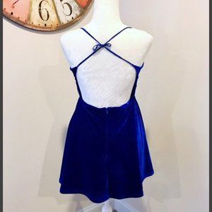 Tobi Backless Velvet Blue Dress - Madium
